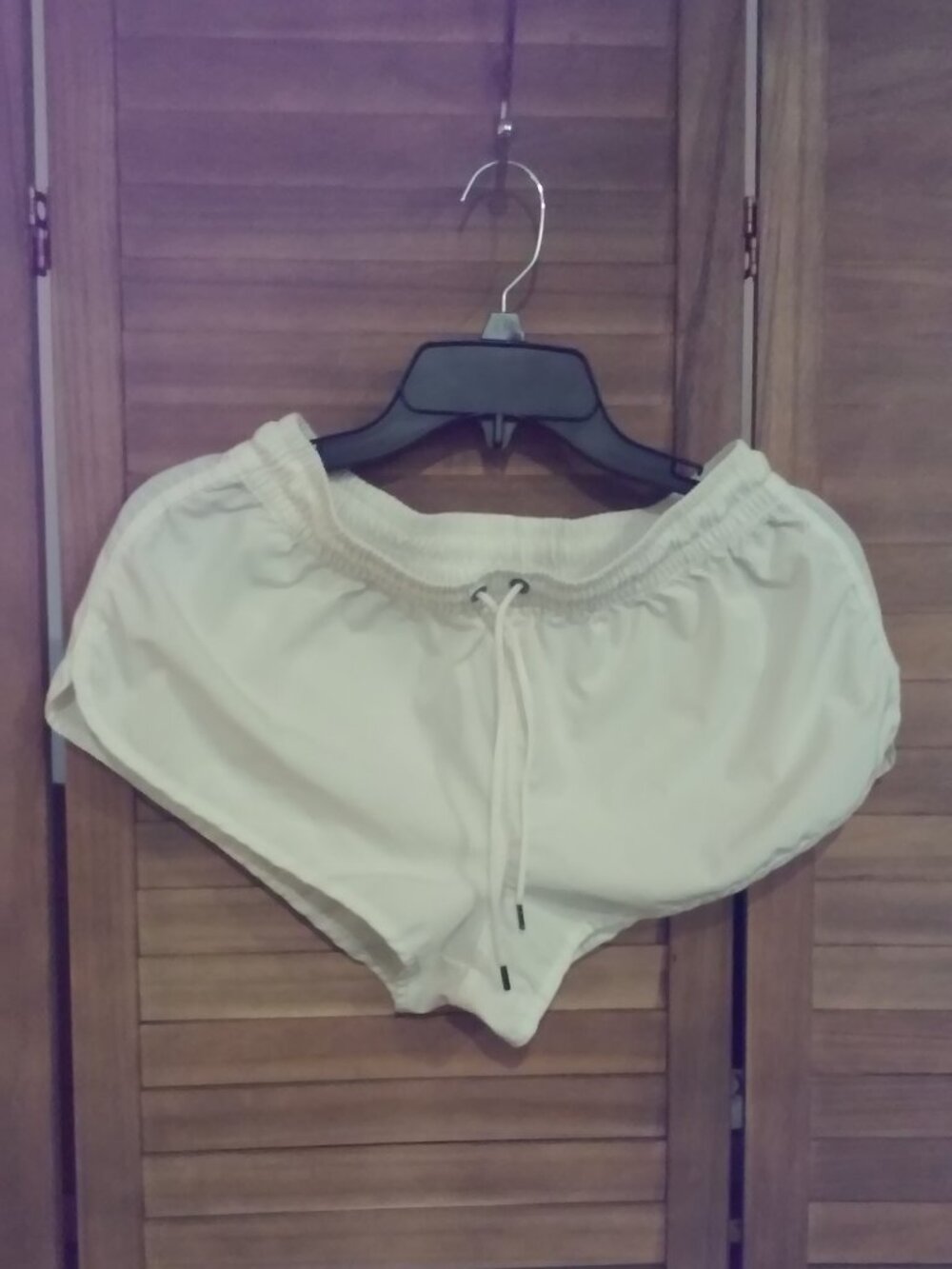 Ocean Blue Short Shorts, Medium